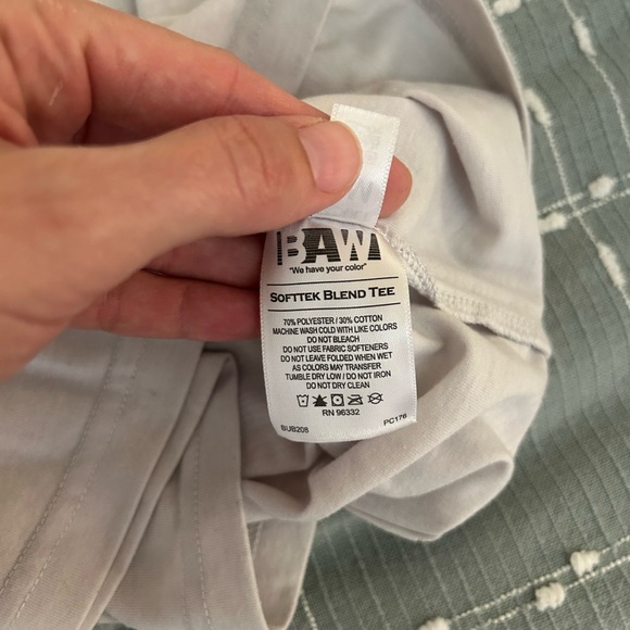 Tailwater Outfitters Gray T-Shirt size S - Picture 7 of 7